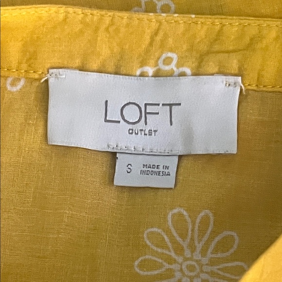 NWOT Loft Women's Yellow Button-Front Floral Print Blouse - Picture 5 of 6